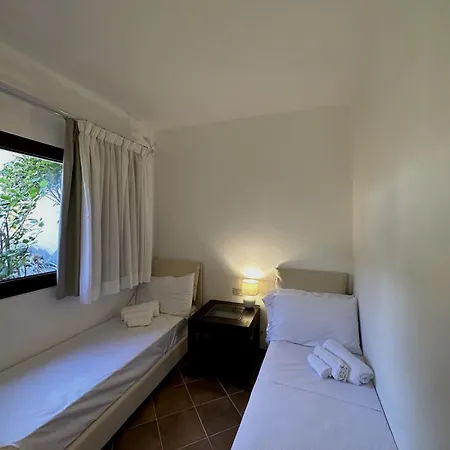 Giardino Di Mirto 136 Appartement *